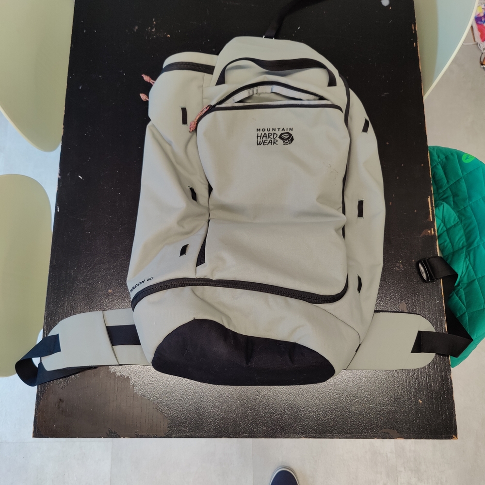 Mountain Hardwear Black and Gray Backpack